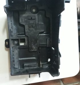 Caixa Bateria Base Peugeot 208 2017