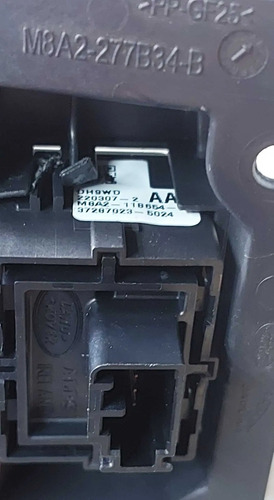 Botão Trava Abertura Portinhola Velar 2.0 Hìbrida 2023 - Imagem 3