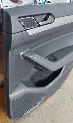 Forro De Porta Traseiro Direito Vw Passat Highline 2019 - Imagem 4