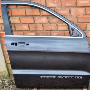 Porta Dianteira Direita Jeep Grand Cherokee Limited 2018 Dianteira Direita Cinza