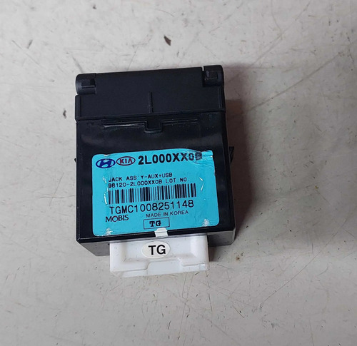 Tomada Usb Auxiliar Azera 3.3 V6 2011 - Imagem 3