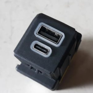 Entrada Tomada Usb Fiat Toro Ranch 2022
