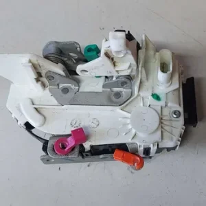 Fechadura Porta Dianteira Esquerda Ram 2500 3500 2019/2024