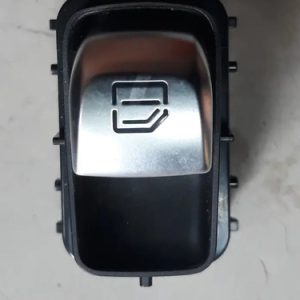 Botão Vidro Elétrico Traseiro Esquerdo Mercedes C180 2019