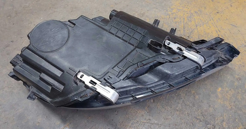 Carcaça Farol Lado Esquerdo Volvo Xc60 D5 2018/2019 - Imagem 2