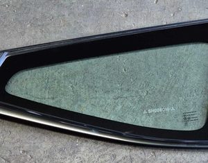 Vidro Fixo Traseiro Direito Mitsubishi Pajero Sport 2.4 2025