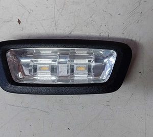 Luz Teto Lateral Esquerda Cortesia Mercedes Glc 250 2018
