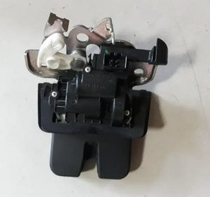 Fechadura Tampa Traseira Audi Q3 2014/2019