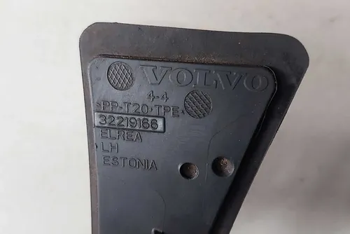 Acabamento Churrasqueira Esquerdo Volvo Xc60 2019 32229166 - Imagem 3