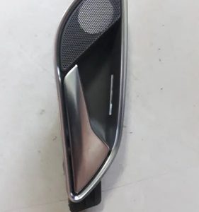 Macaneta Interna Traseira Direita Audi Q3 2014/2015