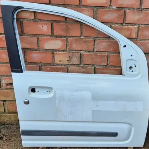 Porta Dianteira Direita Fiat Uno Vivace 2012/2016 Dianteira Direito Branca