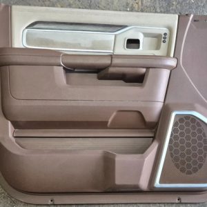 Forro De Porta Dianteiro Esquerdo Ram 2500 Laramie 2020/2021
