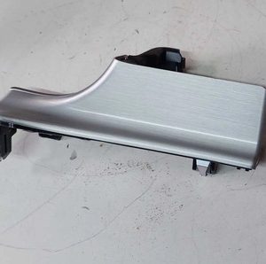 Acabamento Esquerdo Aço Escovado Mercedes Glc 250 2.0 2018