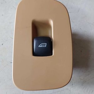 Botão Vidro Elétrico Traseiro Esquerdo Volvo Xc60 T8 2024