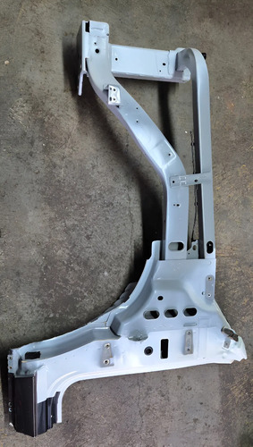 Longarina Caixa Roda Esquerda Ram 2500 3500 2022 Branco