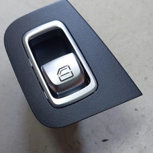 Botão Vidro Elétrico Dianteiro Direito Glc 250 2018/2019