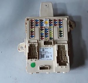 Caixa De Fusível Interna Grand Santa Fé 3.3 V6 2015