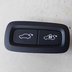 Botão Abertura Tampa Traseira Volvo Xc60 T8 2024 31674801
