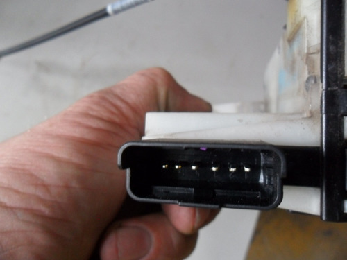 Fechadura Porta Dianteira Esquerda Peugeot 208 E 2008 2016 - Imagem 2