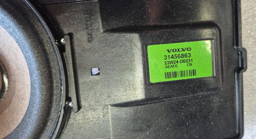 Alto Falante Central Painel Volvo Xc60 T8 2023/2024 Preto - Imagem 4