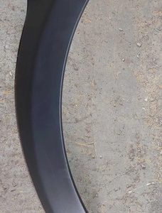 Moldura Aplique Paralama Traseiro Direito Velar 2.0 2023