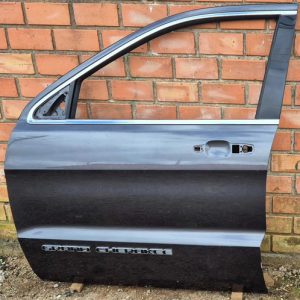 Porta Dianteira Esquerda Jeep Grand Cherokee 2018 Dianteira Esquerdo Cinza