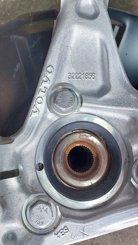 Montante Cubo Dianteiro Esquerdo Volvo Xc40 1.5 2022 - Imagem 3