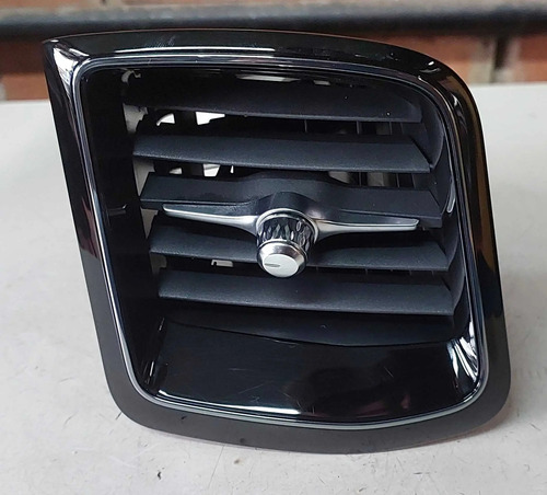 Difusor Ar Lado Direito Volvo Xc60 T8 Hìbrida 2024