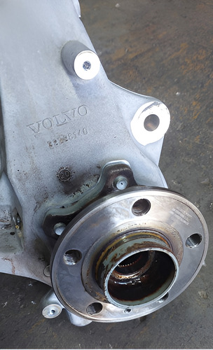 Montante Cubo Dianteiro Direito Volvo Xc60 D5 Momentum 2020 - Imagem 2