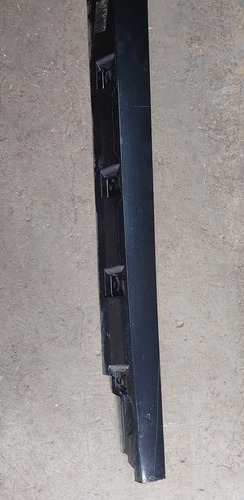 Spoiler Caixa De Ar Lado Direito Passat Tsi 2019 Preto - Imagem 2