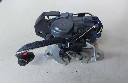 Fechadura Tampa Traseira Superior Ram 1500 V8 2024 - Imagem 5