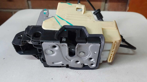 Fechadura Porta Traseira Direita Volvo Xc60 D5 2020 - Imagem 4