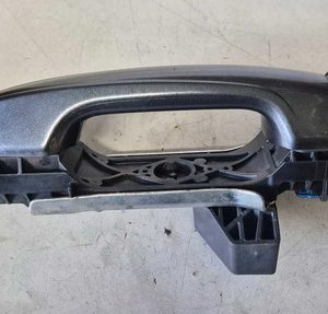 Maçaneta Externa Porta Traseira Esquerda Hilux 2.8 2022 Cinza Traseira