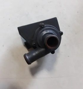 Bomba De Água Auxiliar Audi Q3 2.0 Quattro 2015