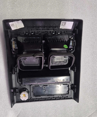 Difusor Ar Console Central Jaguar Xe 2.0 P250 2018 - Imagem 4