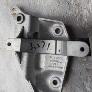 Suporte Bomba Água Volvo Xc60 T8 Hìbrida 2024 32138983