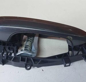 Maçaneta Externa Dianteira Direita Bmw 320i G20 M Sport 2022 Dianteira