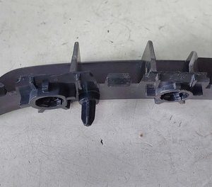 Guia Parachoque Traseiro Direito Range Rover Sport 3.0 2020