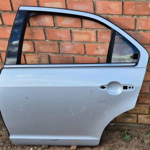Porta Traseira Esquerda Ford Fusion 2007/2012 Traseira Esquerdo Prata