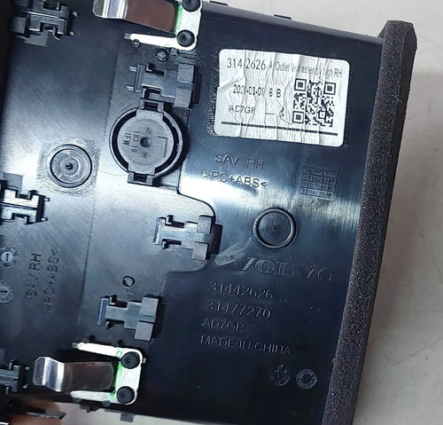 Difusor Ar Direito Painel Volvo Xc40 R-design 1.5 2022 - Imagem 3