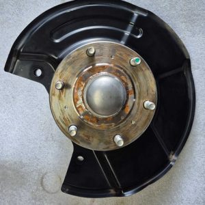 Cubo Montante Dianteiro Direito Pajero Sport 2.4 2025