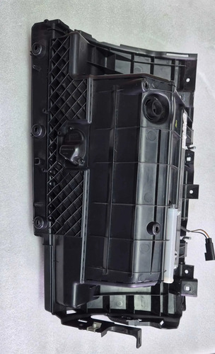Tampa Porta Luvas Jaguar Xe P250 2017/2018 - Imagem 4