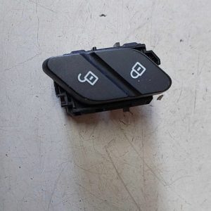 Botão Trava Porta Dianteira Esquerda Bmw  X1 X2 2019/2022