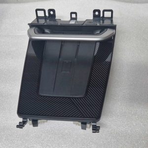 Moldura Console Central Carregador Indução Bmw X2 M35i 2025 Cinza