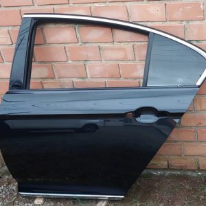 Porta Traseira Esquerda Vw Passat Highline Tsi 2.0 2019  Traseira Esquerdo Preto