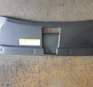 Moldura Superior Painel Frontal Audi Q3 2014/2015