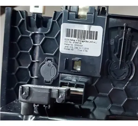 Porta Objetos Console Volvo Xc90 T6 2019 - Imagem 3