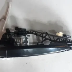 Maçaneta Externa Dianteira Esquerda Bmw X1 2016