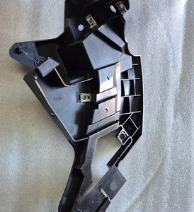 Suporte Farol Lado Esquerdo Renault Kardian 2024/2026