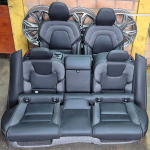 Jogo De Banco Volvo Xc60 T8 Ultimate 2024 Prata